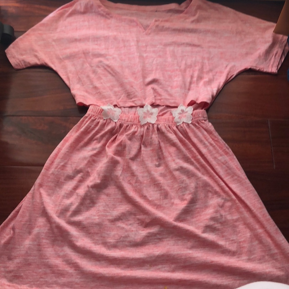 Dress - Picture 2 of 5